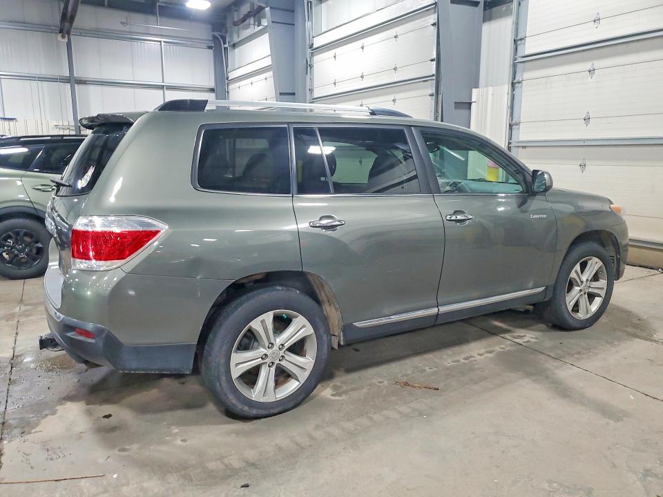 Photo 3 from auction – 2012 TOYOTA HIGHLANDER with VIN 5TDDK3EH2CS095965