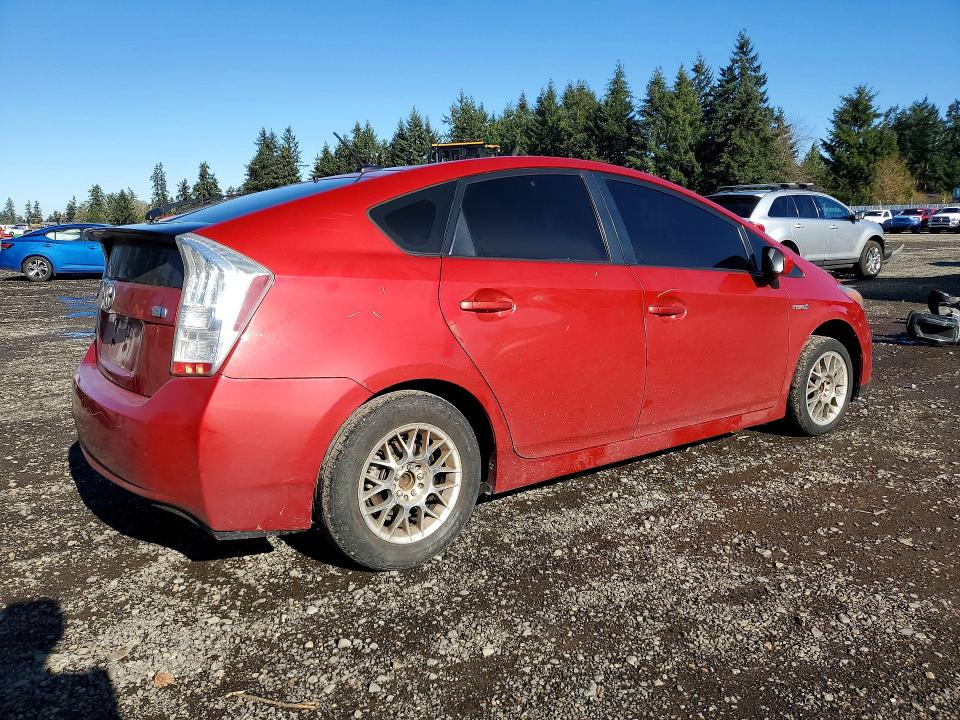 Photo 3 from auction – 2011 TOYOTA PRIUS with VIN JTDKN3DU4B0314763