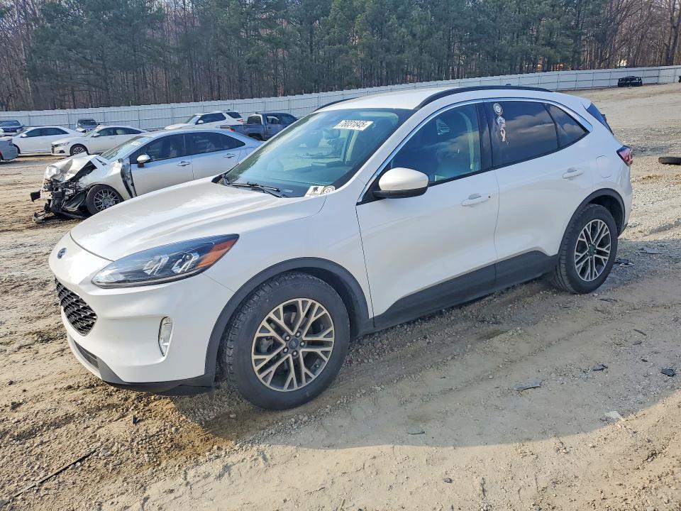 FORD ESCAPE 2020 مع رقم تعريف المركبة 1FMCU0H69LUB55729 - صورة من المزاد