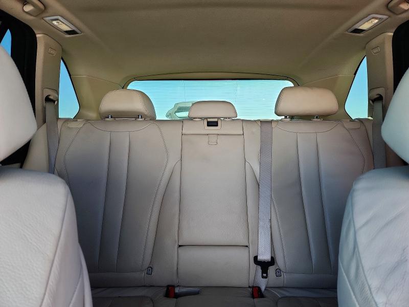 Photo 10 from auction – 2014 BMW X5 XDRIVE5 with VIN 5UXKR6C50E0C03178