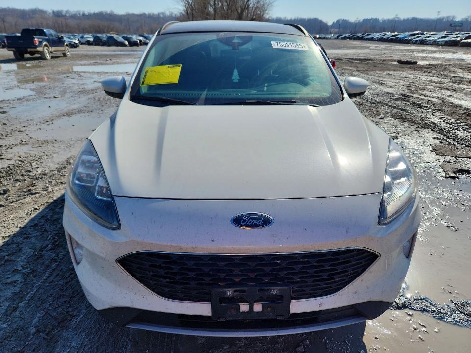 Photo 5 from auction – 2021 FORD ESCAPE with VIN 1FMCU9J94MUB35737