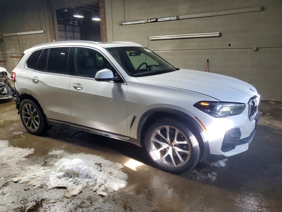 Photo 4 from auction – 2022 BMW X5 XDRIVE4 with VIN 5UXCR6C04N9M42430