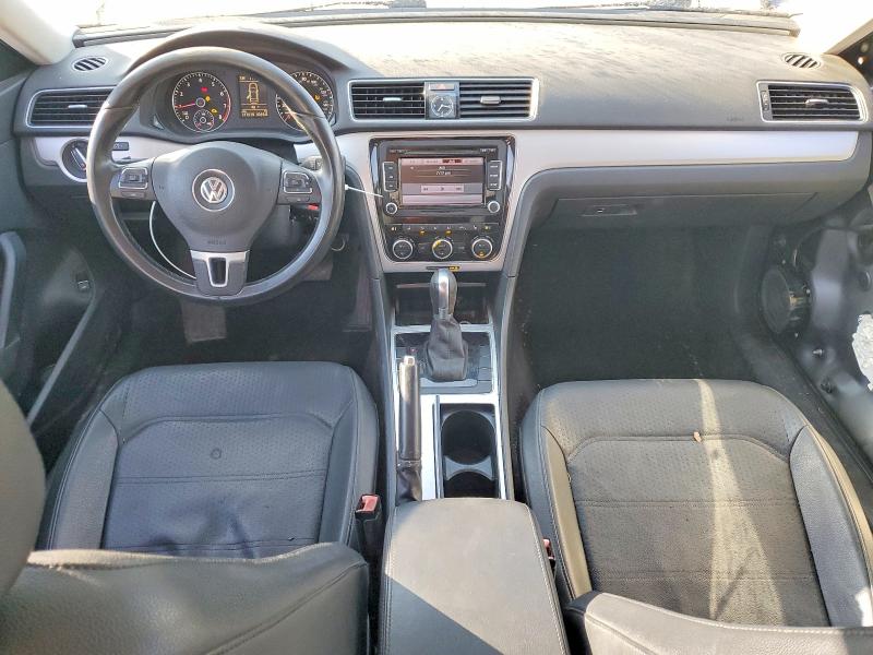 Photo 8 from auction – 2012 VOLKSWAGEN PASSAT SE with VIN 1VWBH7A37CC056214