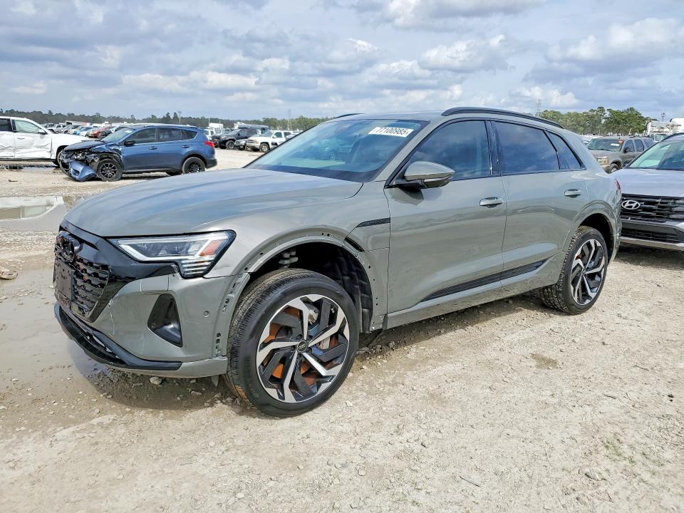 2024 AUDI Q8 E-TRON