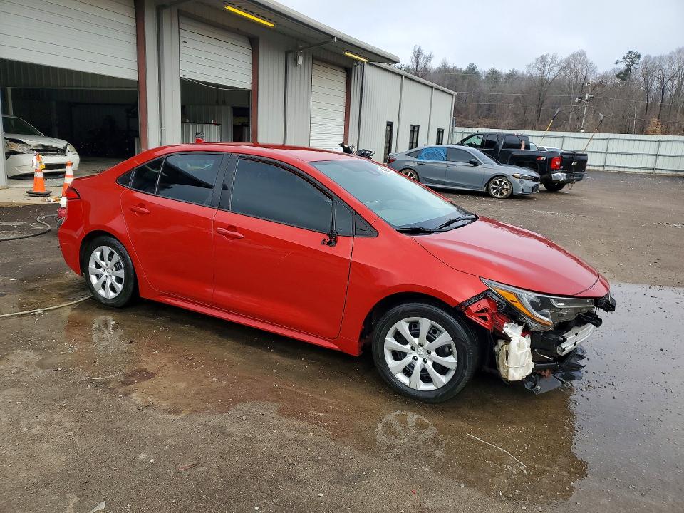 Фото 4 с аукциона – 2021 TOYOTA COROLLA LE с VIN 5YFEPMAE4MP181134
