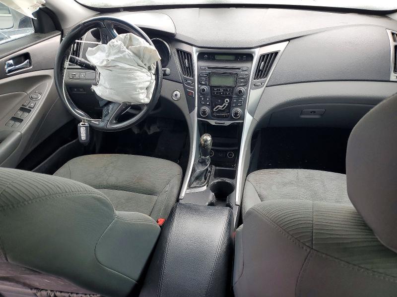 Photo 8 from auction – 2013 HYUNDAI SONATA with VIN KMHEC4A42DA065076