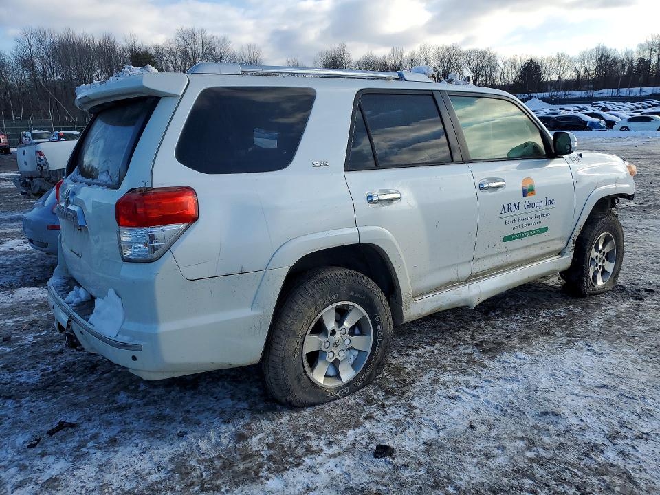 Фото 3 с аукциона – 2013 TOYOTA 4RUNNER с VIN JTEBU5JR8D5119989