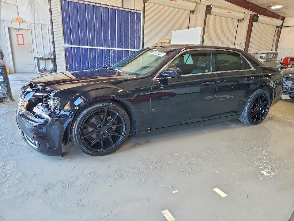 CHRYSLER 300 2013 with VIN 2C3CCAAG3DH657922 - Photo from auction
