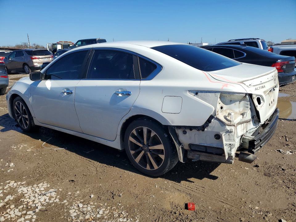 Photo 2 from auction – 2016 NISSAN ALTIMA 2.5 with VIN 1N4AL3AP4GN382416