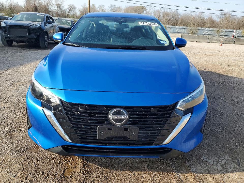 Photo 5 from auction – 2025 NISSAN SENTRA with VIN 3N1AB8CV2SY294033