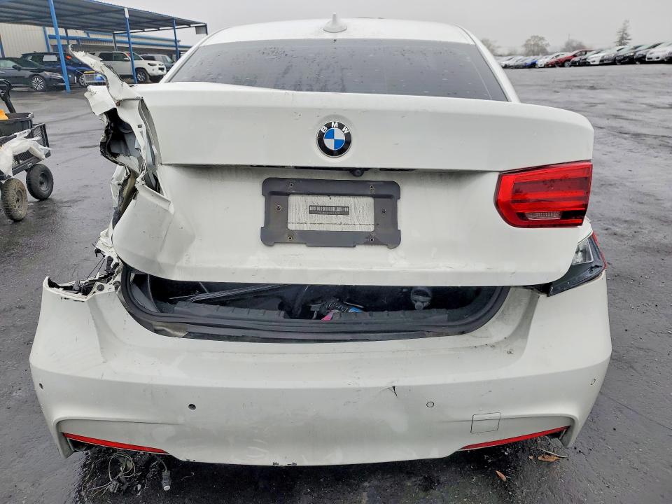Photo 6 from auction – 2017 BMW 340 with VIN WBA8B3G31HNU36091
