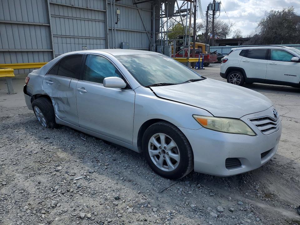 Photo 4 from auction – 2011 TOYOTA CAMRY BASE with VIN 4T1BF3EK8BU712086
