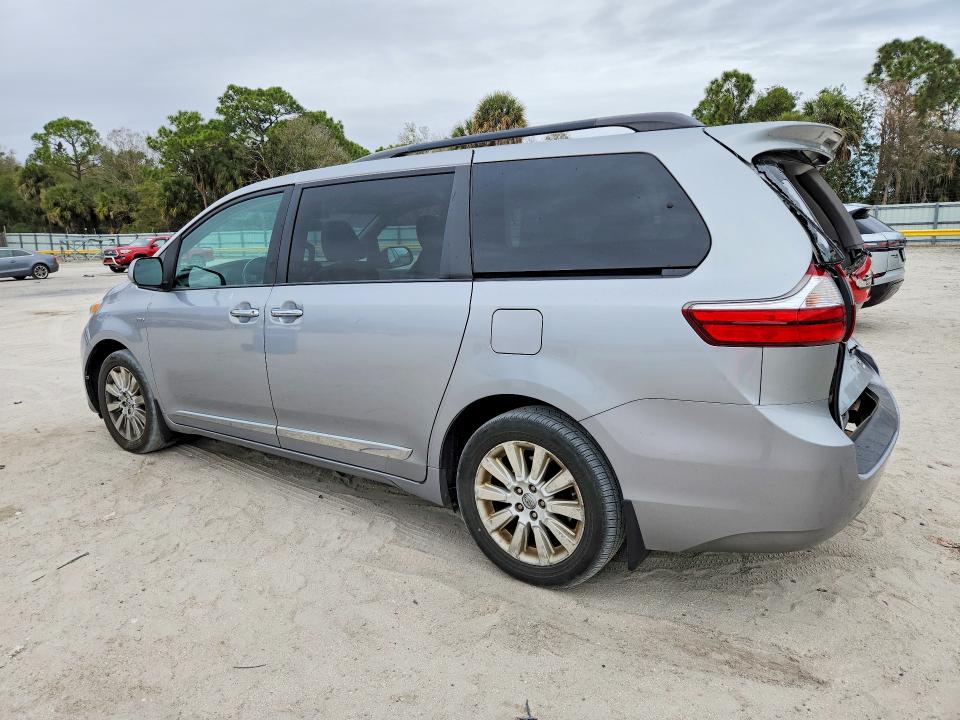 Photo 2 from auction – 2016 TOYOTA SIENNA with VIN 5TDDK3DC5GS132406