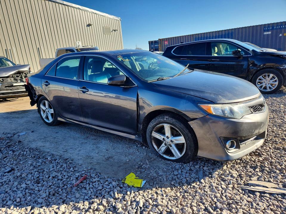 Photo 4 from auction – 2014 TOYOTA CAMRY with VIN 4T1BF1FK1EU378796