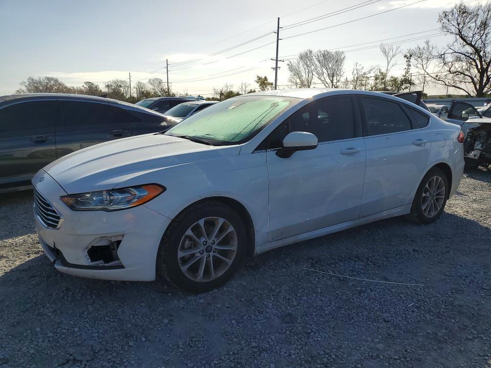 FORD FUSION 2020 with VIN 3FA6P0H76LR131919 - Photo from auction
