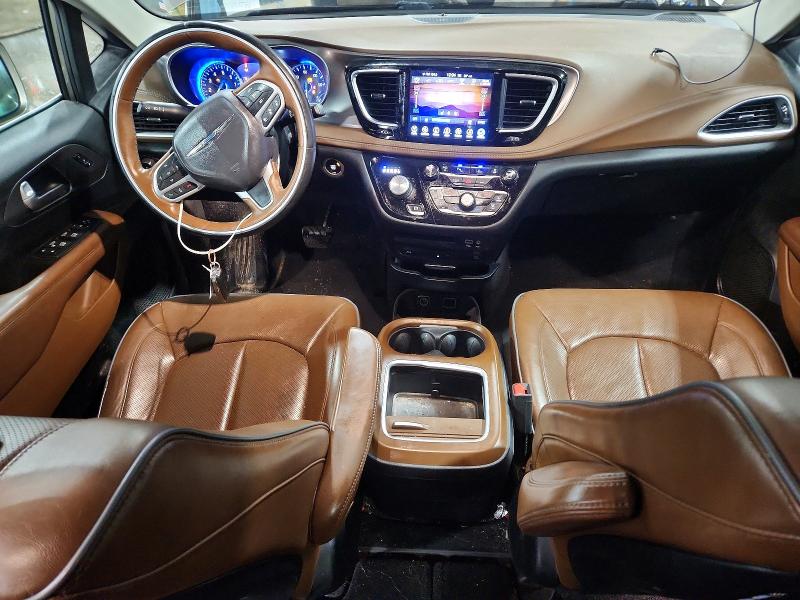 Photo 8 from auction – 2017 CHRYSLER PACIFICA L with VIN 2C4RC1GG1HR679222