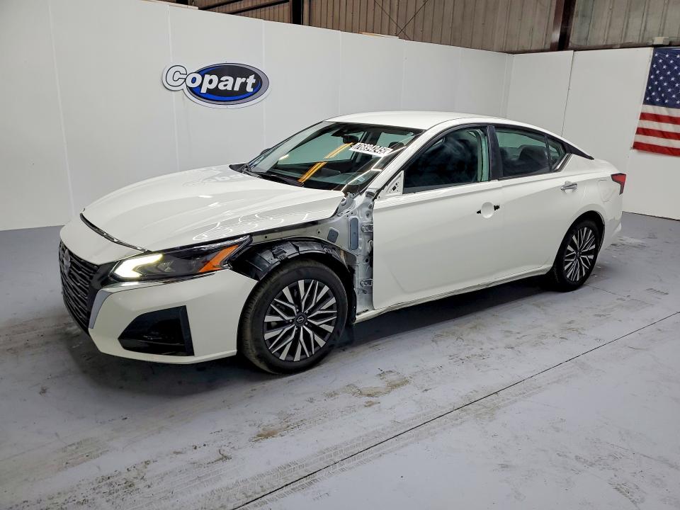 NISSAN ALTIMA 2025 with VIN 1N4BL4DVXSN347585 - Photo from auction