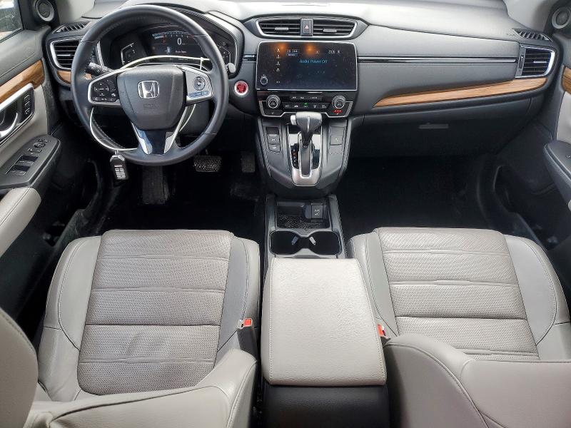 Photo 8 from auction – 2017 HONDA CR-V with VIN 2HKRW2H81HH625985