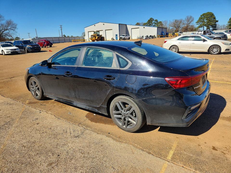 Photo 2 from auction – 2021 KIA FORTE with VIN 3KPF34AD0ME339235