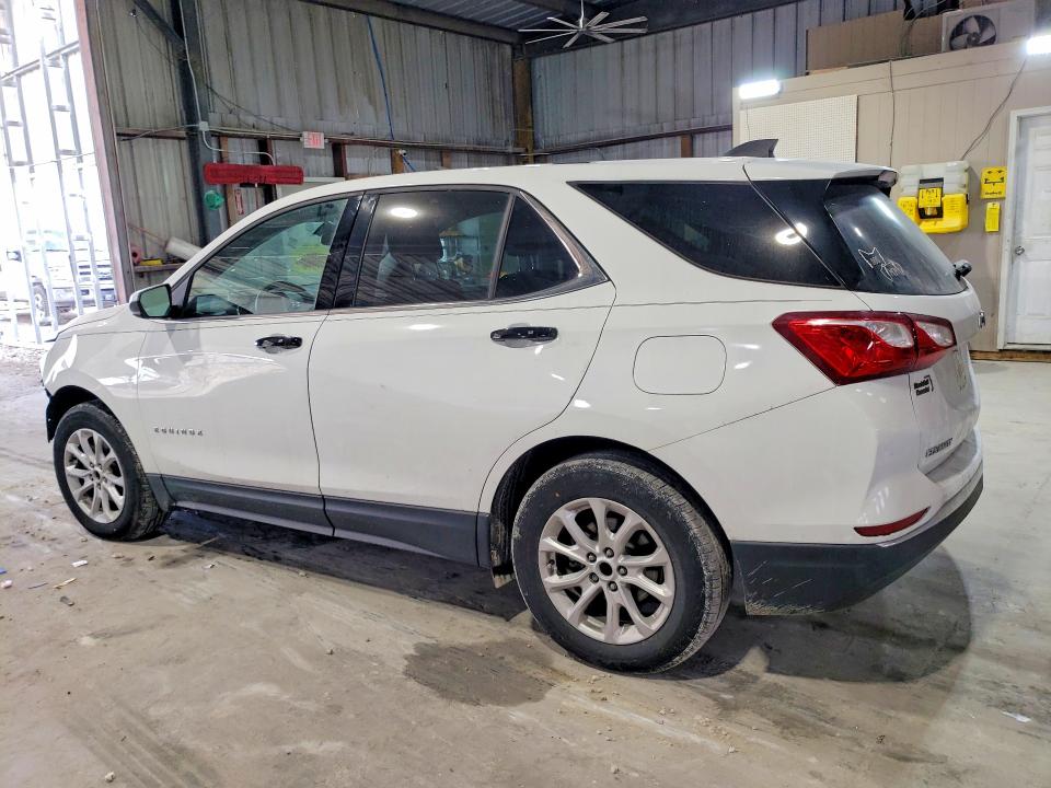 Photo 2 from auction – 2018 CHEVROLET EQUINOX with VIN 3GNAXJEV0JS639099
