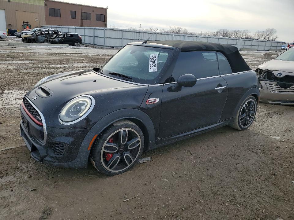MINI COOPER JOH 2018 with VIN WMWWH9C55J3A78420 - Photo from auction