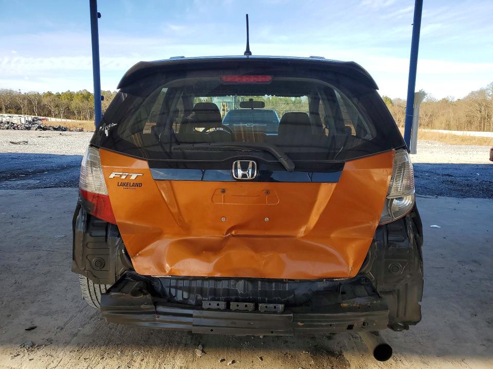 Photo 6 from auction – 2009 HONDA FIT with VIN JHMGE88689S022920