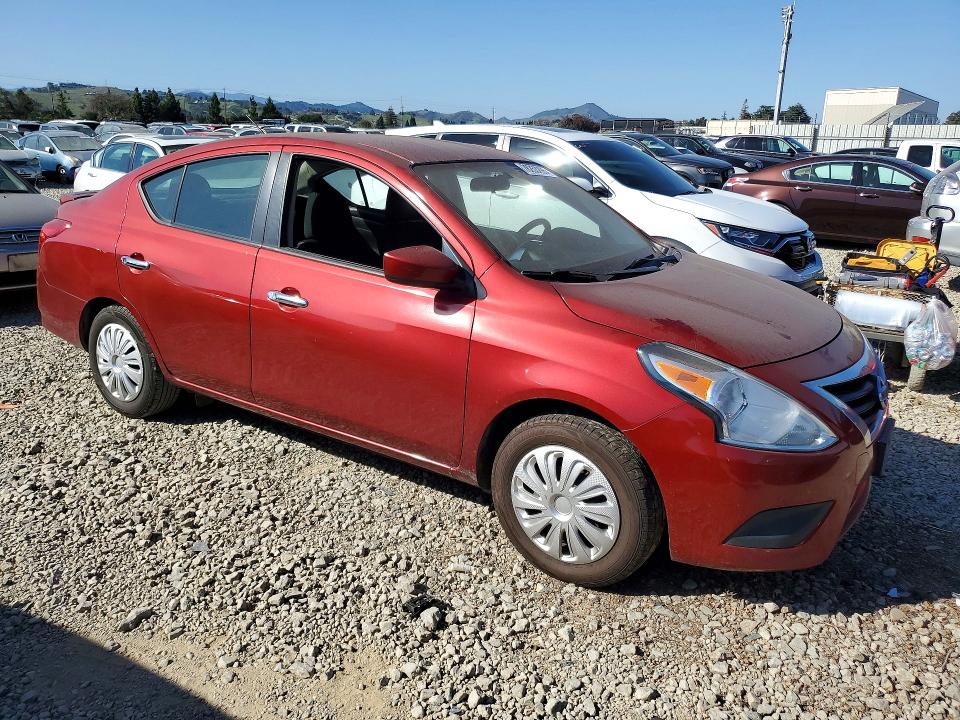 Photo 4 from auction – 2017 NISSAN VERSA S with VIN 3N1CN7AP4HL807903