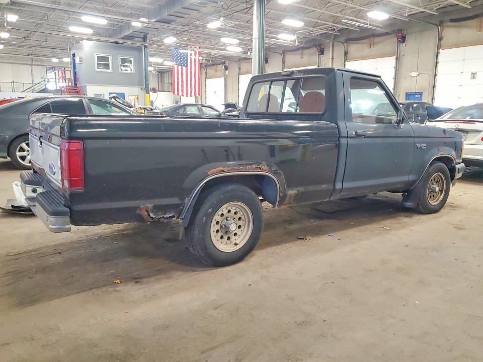 Photo 3 from auction – 1992 FORD RANGER with VIN 1FTCR10A9NTA17953