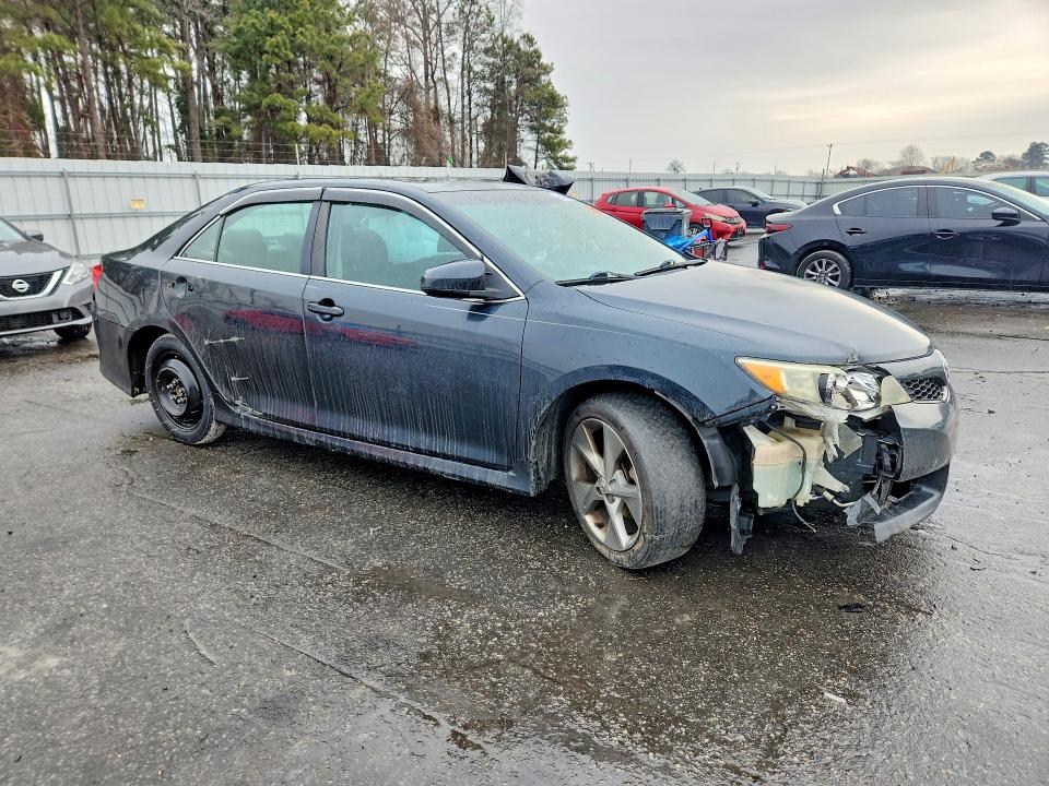 Photo 4 from auction – 2013 TOYOTA CAMRY SE with VIN 4T1BK1FK2DU526688