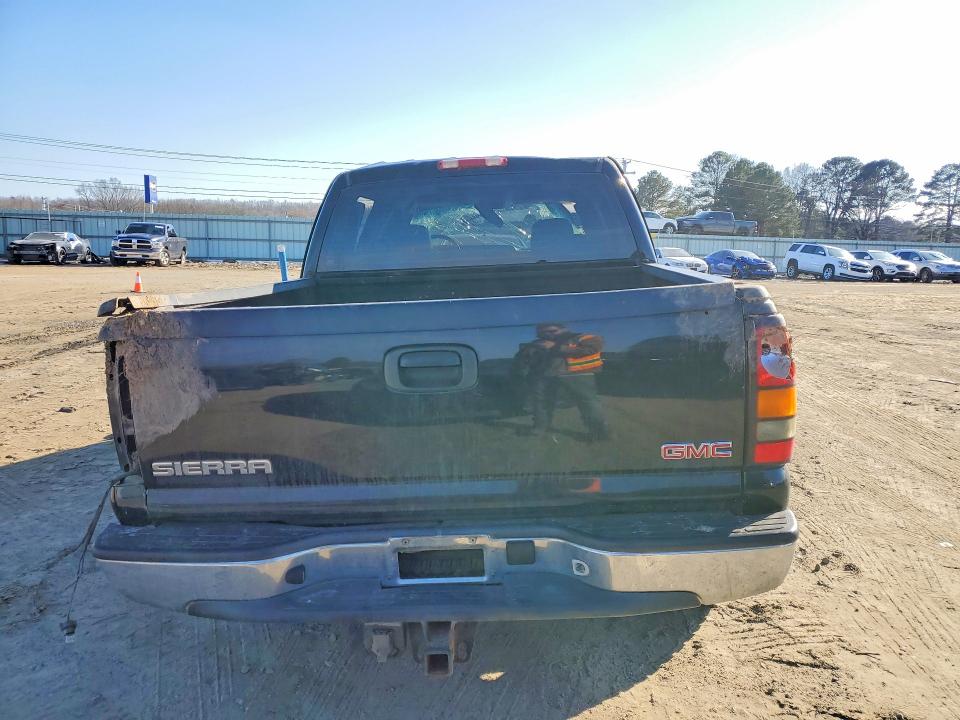 Photo 6 from auction – 2006 GMC NEW SIERRA with VIN 2GTEC13T061184538