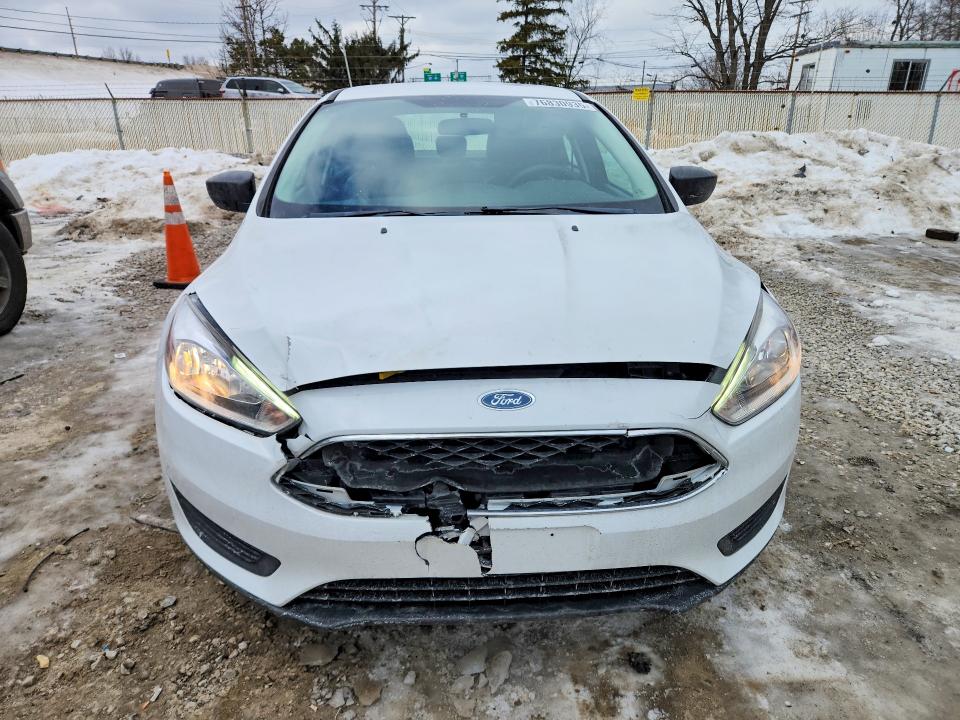 Photo 5 from auction – 2016 FORD FOCUS S with VIN 1FADP3E20GL270949