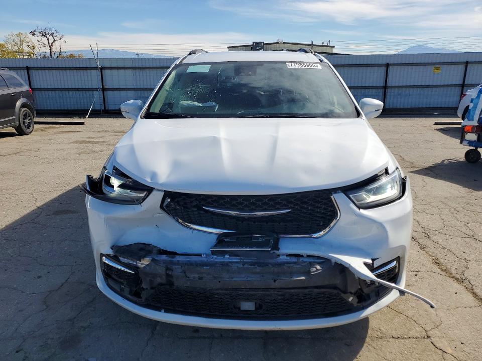 Photo 5 from auction – 2022 CHRYSLER PACIFICA with VIN 2C4RC1BG8NR115523