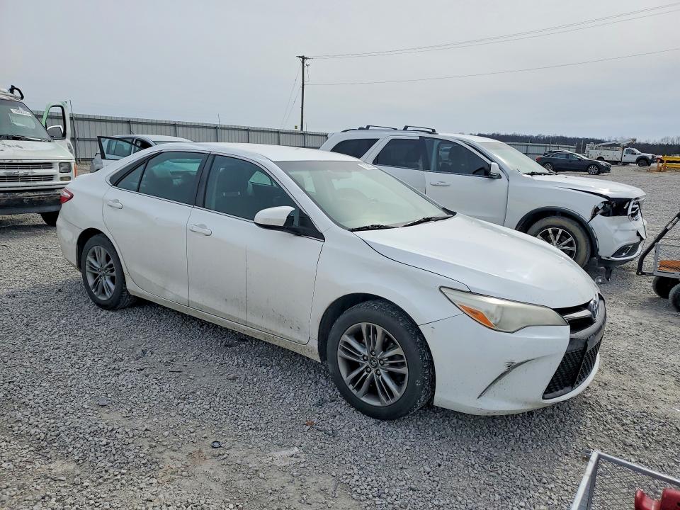 Photo 4 from auction – 2017 TOYOTA CAMRY with VIN 4T1BF1FK4HU738440