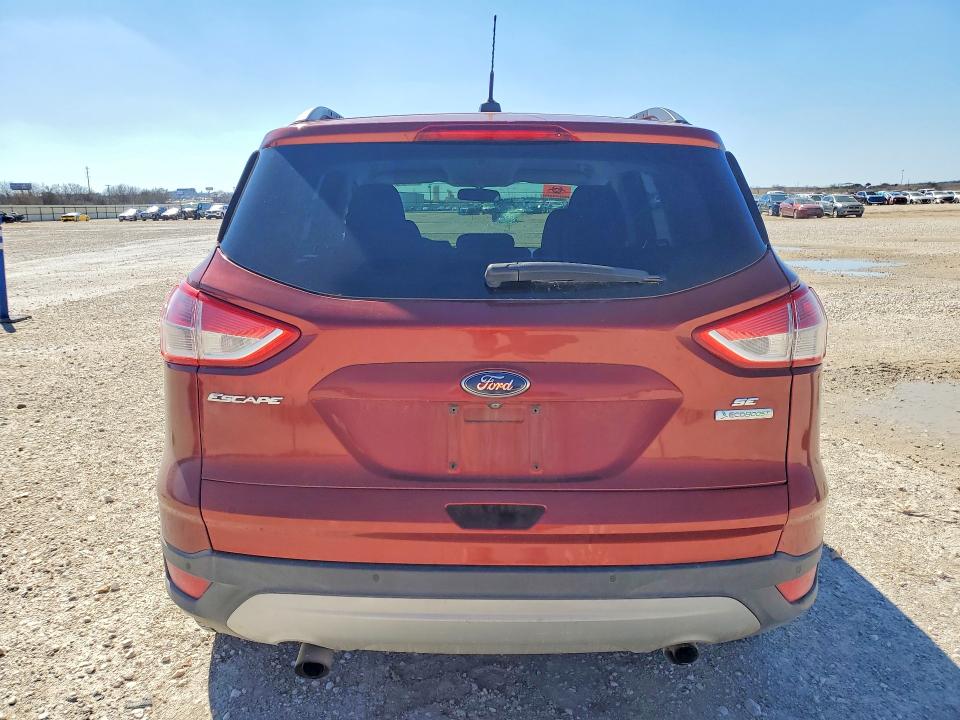 Photo 6 from auction – 2014 FORD ESCAPE with VIN 1FMCU0GX8EUE38880