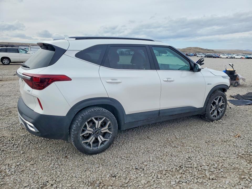 Photo 3 from auction – 2021 KIA SELTOS with VIN KNDERCAA8M7192818