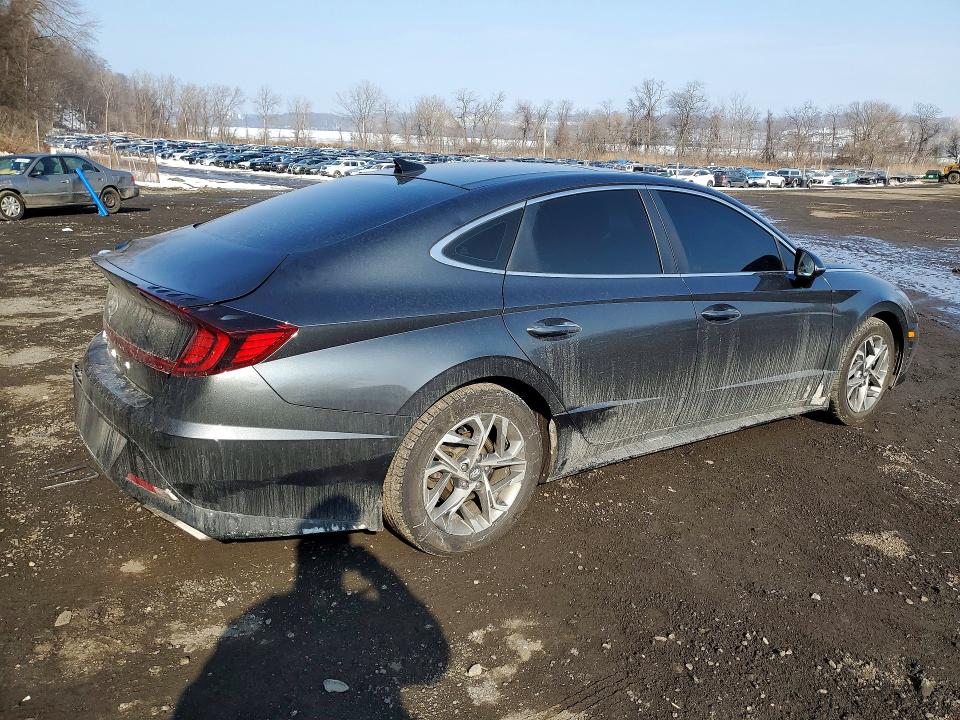 Photo 3 from auction – 2022 HYUNDAI SONATA with VIN KMHL14JA4NA242716