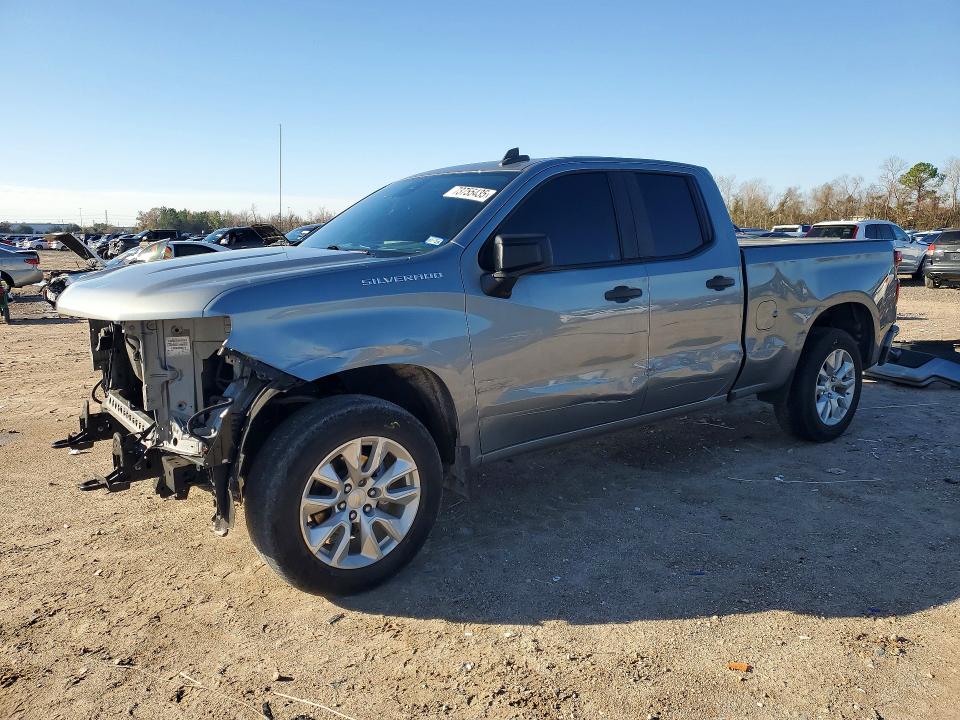 CHEVROLET SILVERADO 2023 with VIN 1GCRABEK0PZ301769 - Photo from auction