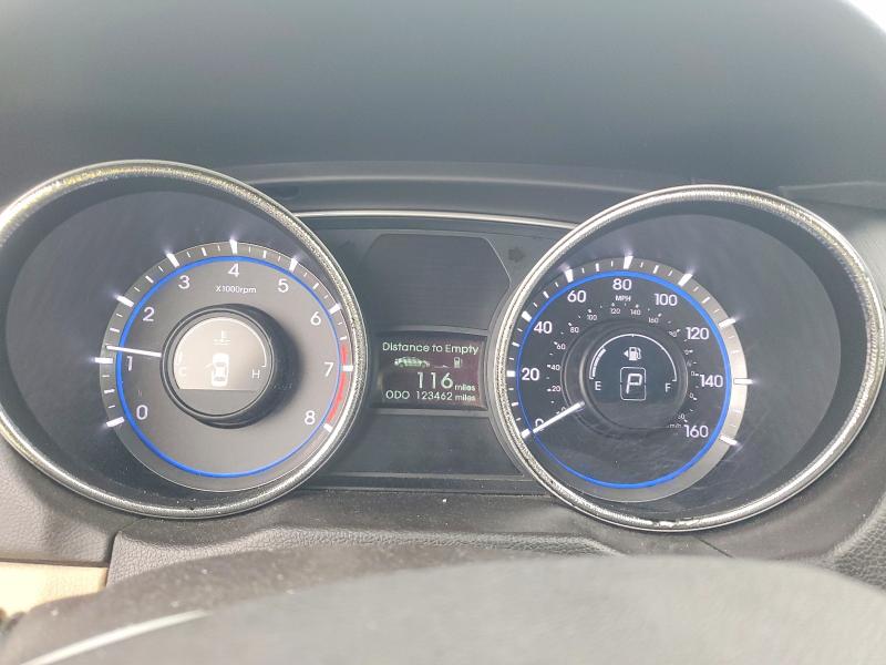 Photo 9 from auction – 2014 HYUNDAI SONATA GLS with VIN 5NPEB4AC4EH904489