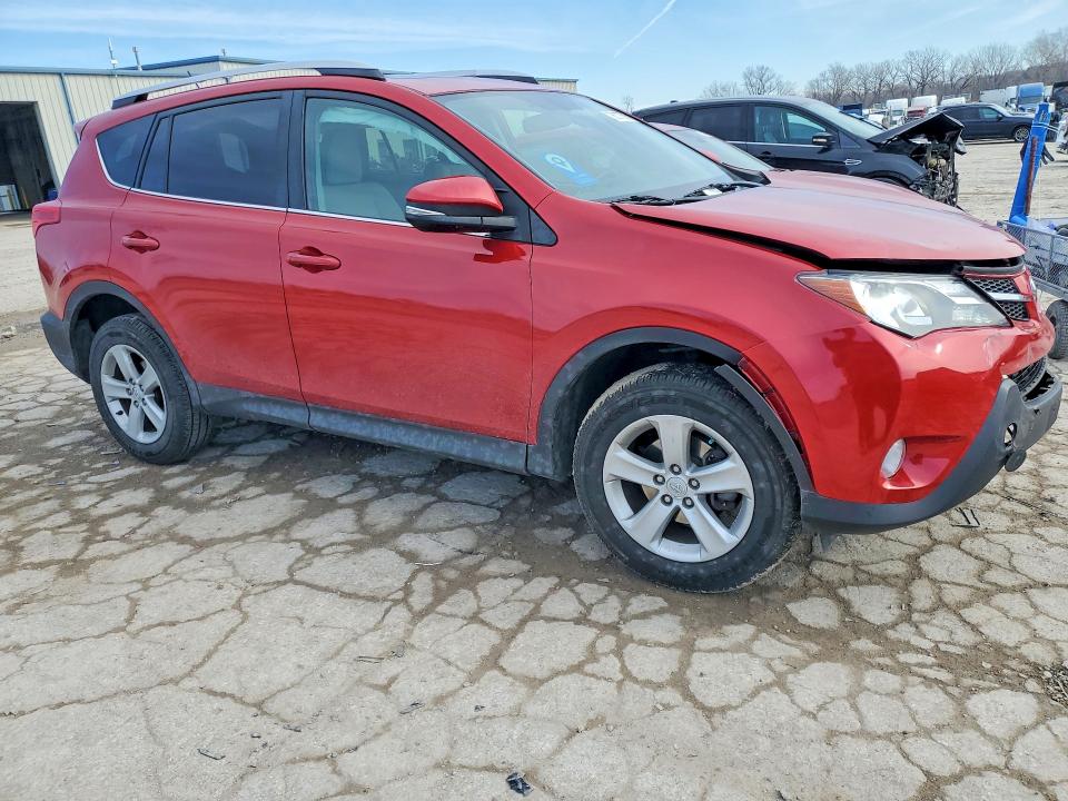 Photo 4 from auction – 2014 TOYOTA RAV4 with VIN 2T3RFREV4EW216869