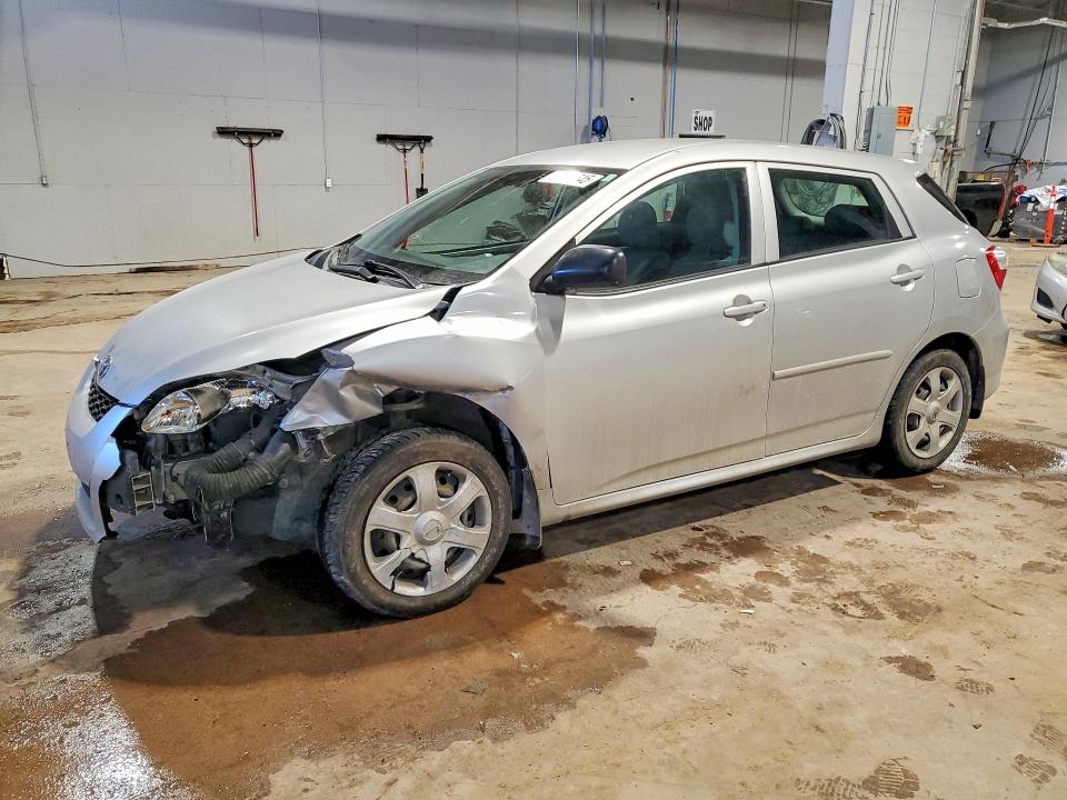 TOYOTA COROLLA MATRIX 2010 z numerem VIN 2T1KU4EE7AC205122 - Zdjęcie z aukcji