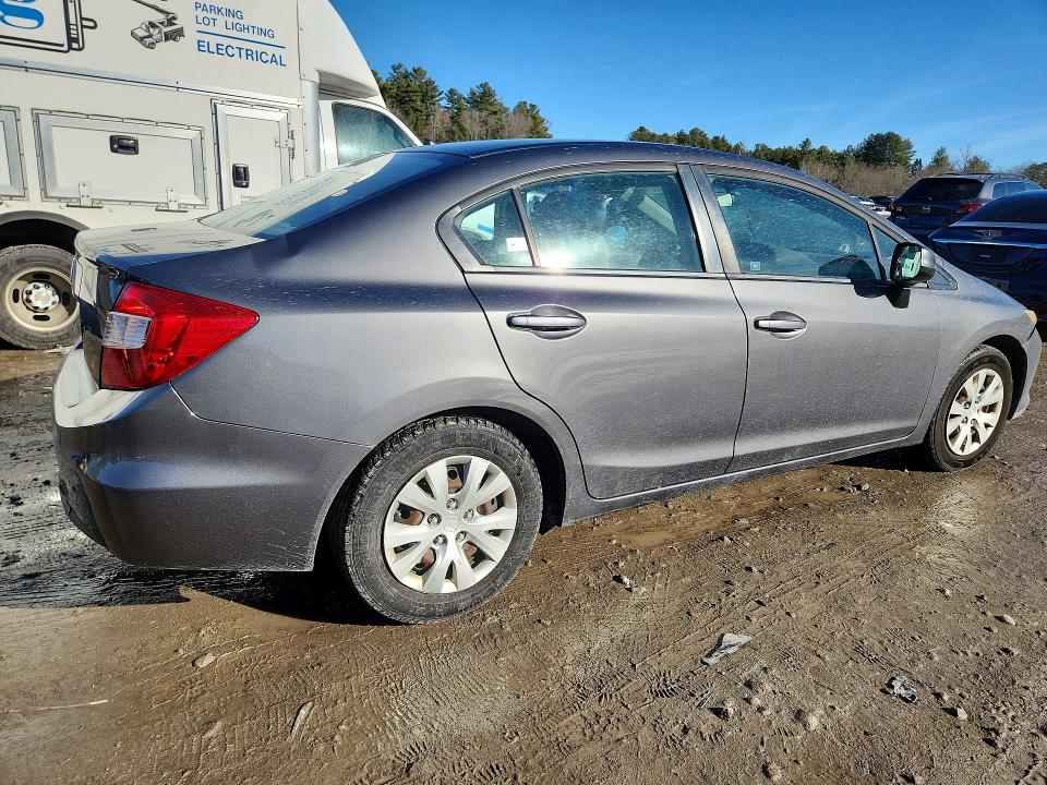 Photo 3 from auction – 2012 HONDA CIVIC with VIN 2HGFB2F52CH596636