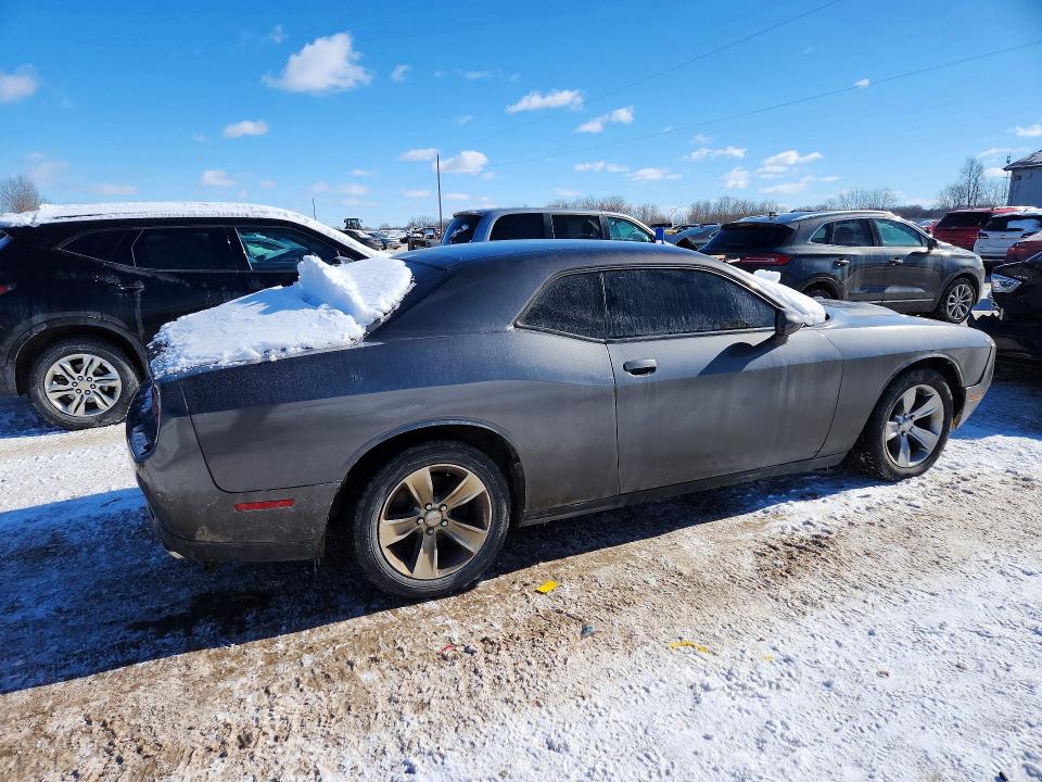 Photo 3 from auction – 2016 DODGE CHALLENGER with VIN 2C3CDZAG6GH283306