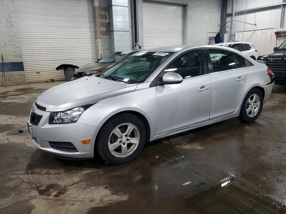 CHEVROLET CRUZE 2014 with VIN 1G1PC5SB1E7293092 - Photo from auction