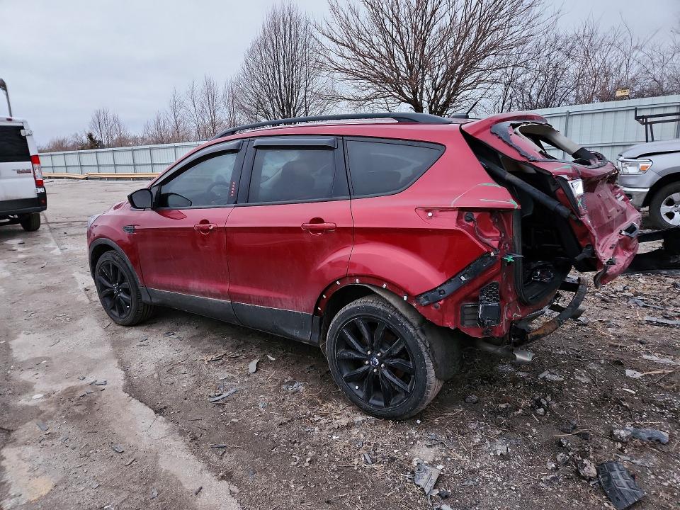Photo 2 from auction – 2017 FORD ESCAPE with VIN 1FMCU0G98HUB86103