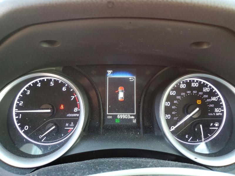 Photo 9 from auction – 2022 TOYOTA CAMRY with VIN 4T1C11AKXNU045684