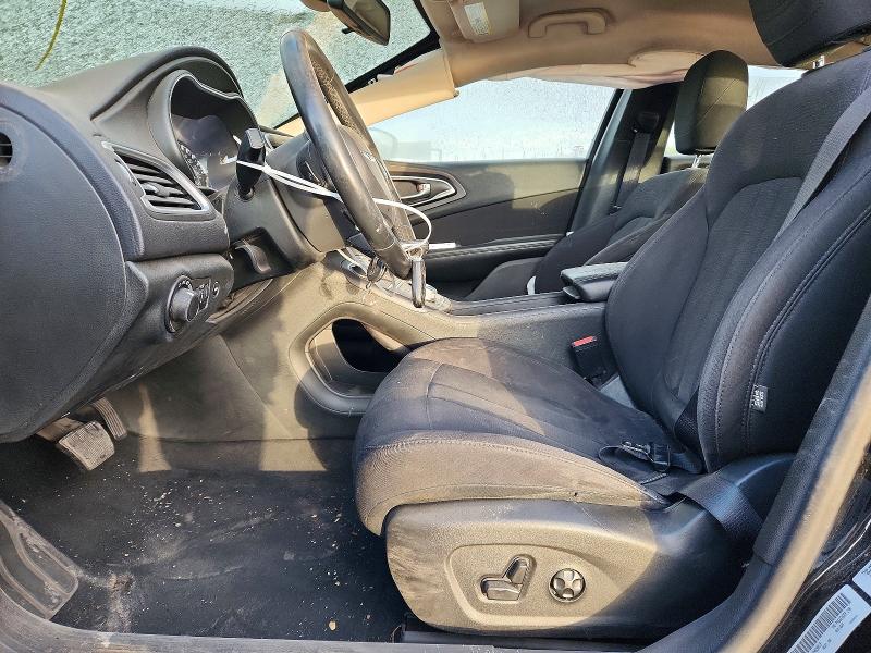 Photo 7 from auction – 2015 CHRYSLER 200 with VIN 1C3CCCABXFN620019