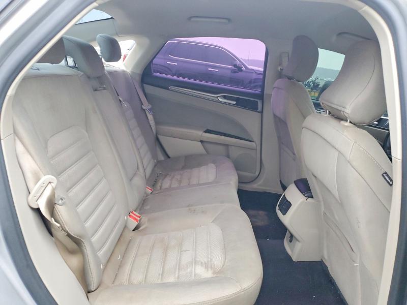 Photo 10 from auction – 2017 FORD FUSION with VIN 3FA6P0H73HR236859