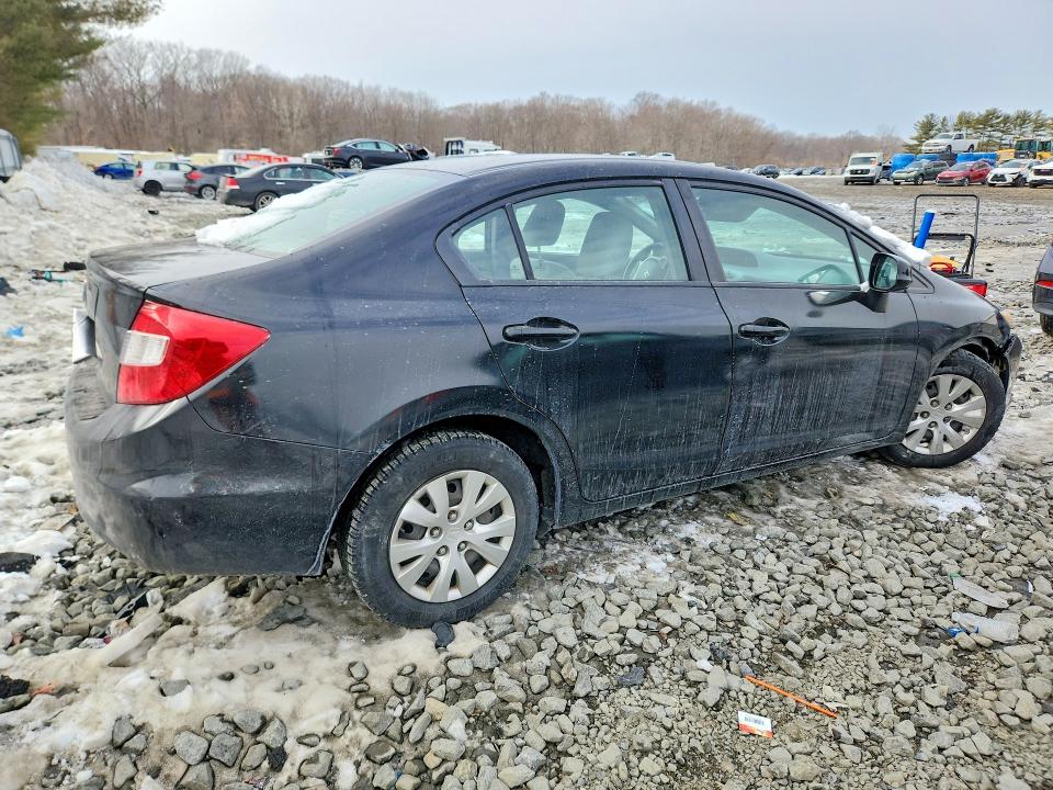 Photo 3 from auction – 2012 HONDA CIVIC LX with VIN 2HGFB2F55CH516830