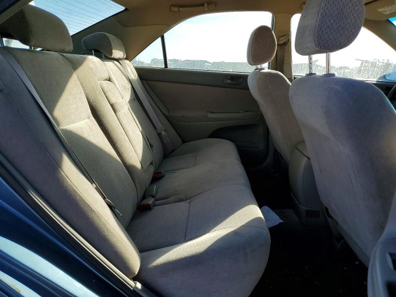 Photo 10 from auction – 2003 TOYOTA CAMRY with VIN JTDBE32K530154055