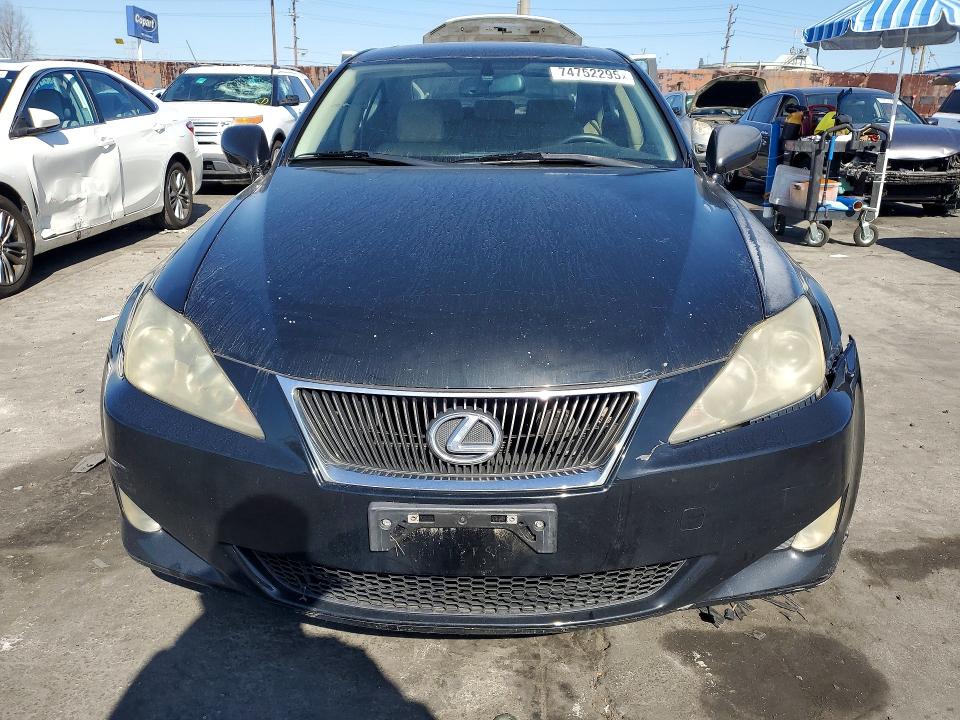 Photo 5 from auction – 2006 LEXUS IS 250 with VIN JTHBK262965014545